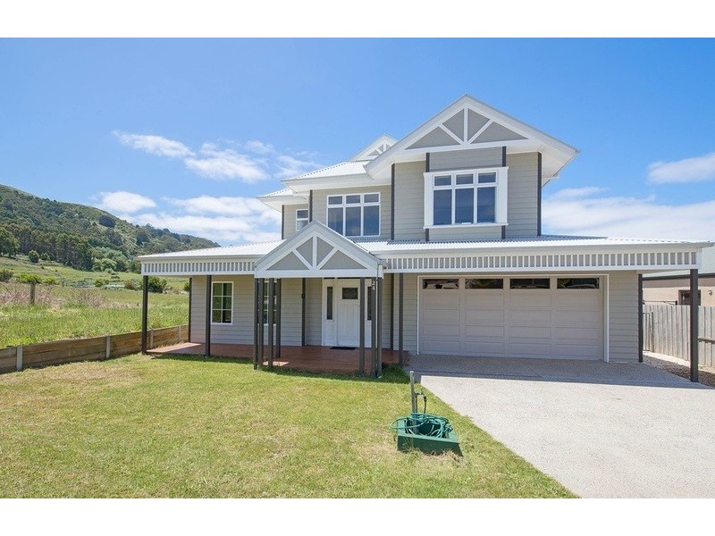 24 Joyce Street, Apollo Bay VIC 3233