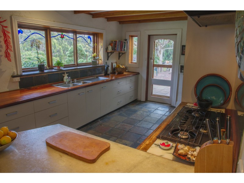 75 Alice Court, Marengo VIC 3233