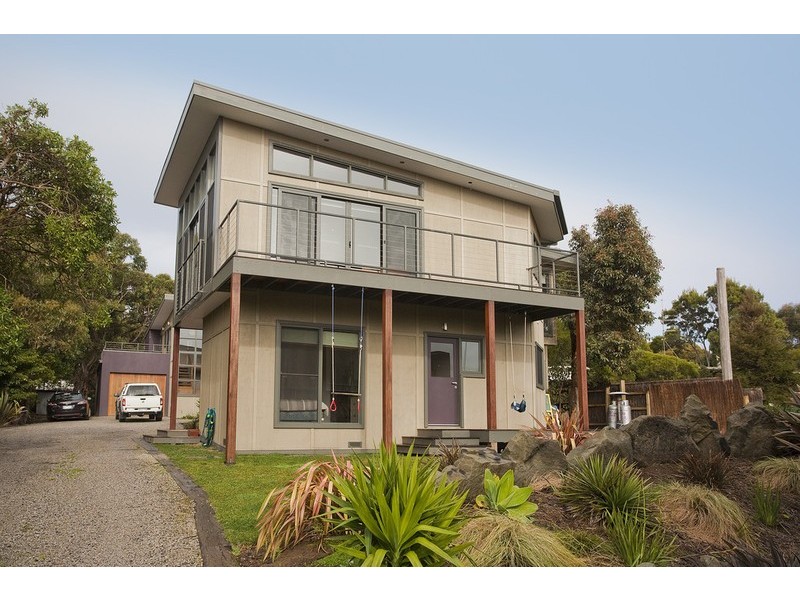 2/9 Telford Street Marengo, Apollo Bay VIC 3233