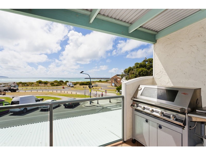 2/135 Great Ocean Road, Apollo Bay VIC 3233