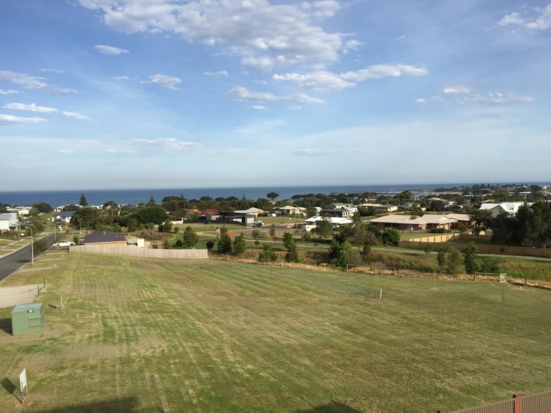 24 Seeberg Court, Apollo Bay VIC 3233