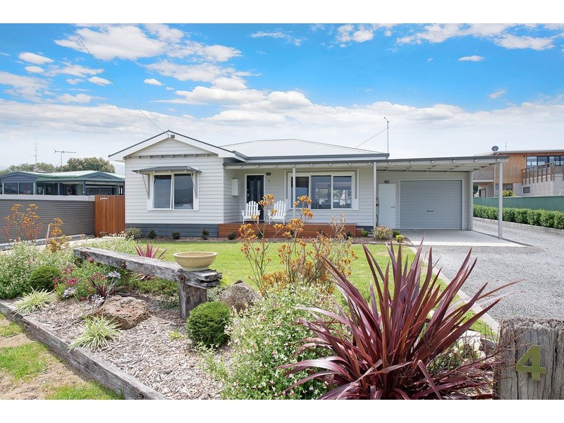4 Seymour Crescent, Apollo Bay VIC 3233