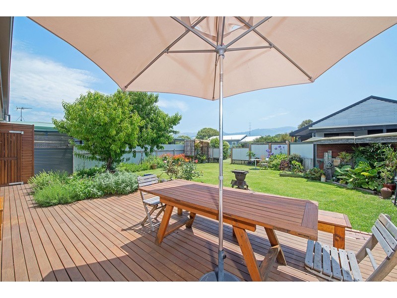 4 Seymour Crescent, Apollo Bay VIC 3233