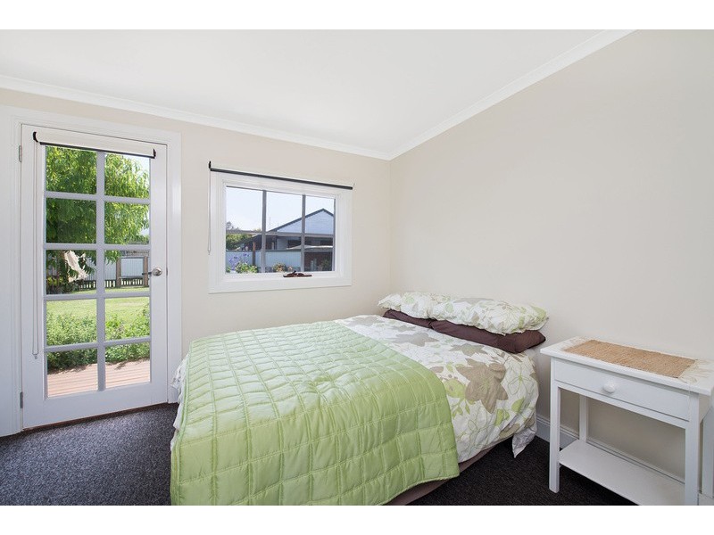 4 Seymour Crescent, Apollo Bay VIC 3233