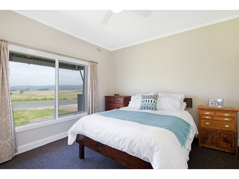 4 Seymour Crescent, Apollo Bay VIC 3233