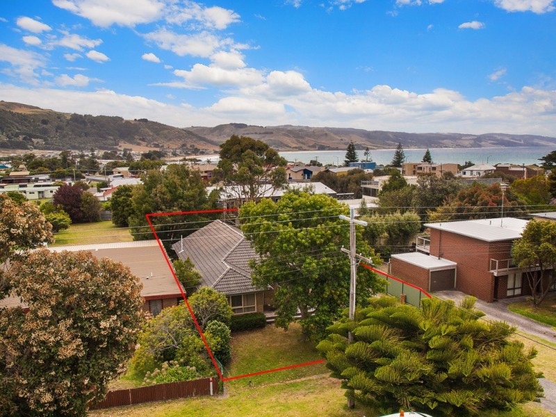 24 Nelson Street, Apollo Bay VIC 3233