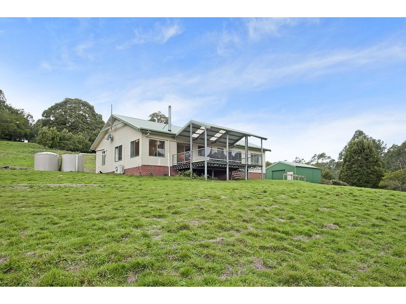 870 Forrest Apollo Bay Road, Barramunga VIC 3249