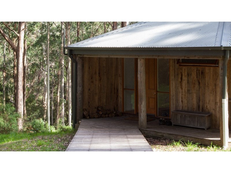 215 Colac Tree Road, Yuulong VIC 3237