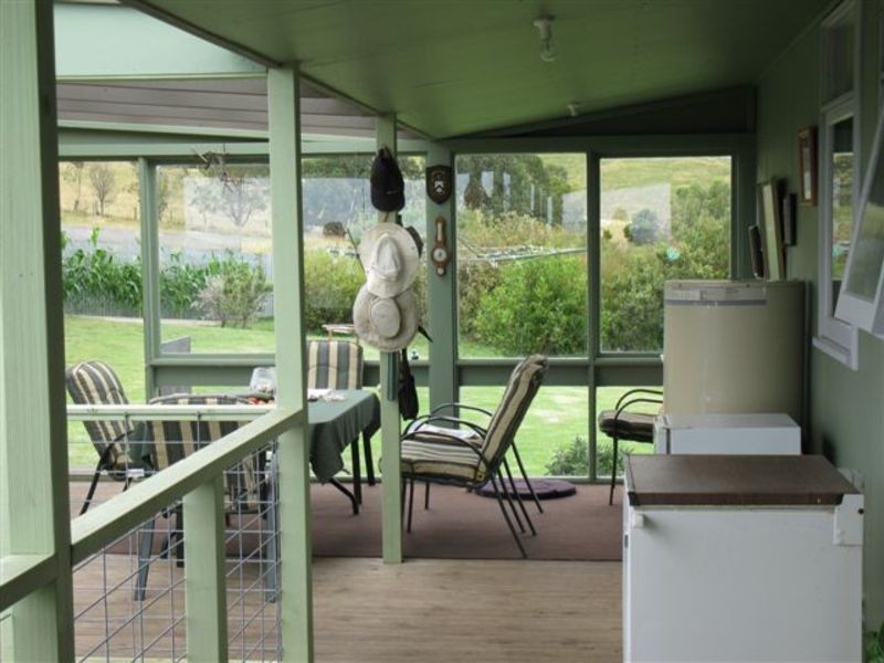120 Montrose Avenue, Apollo Bay VIC 3233