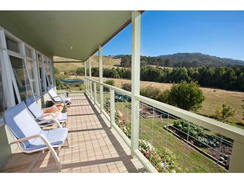 120 Montrose Avenue, Apollo Bay VIC 3233