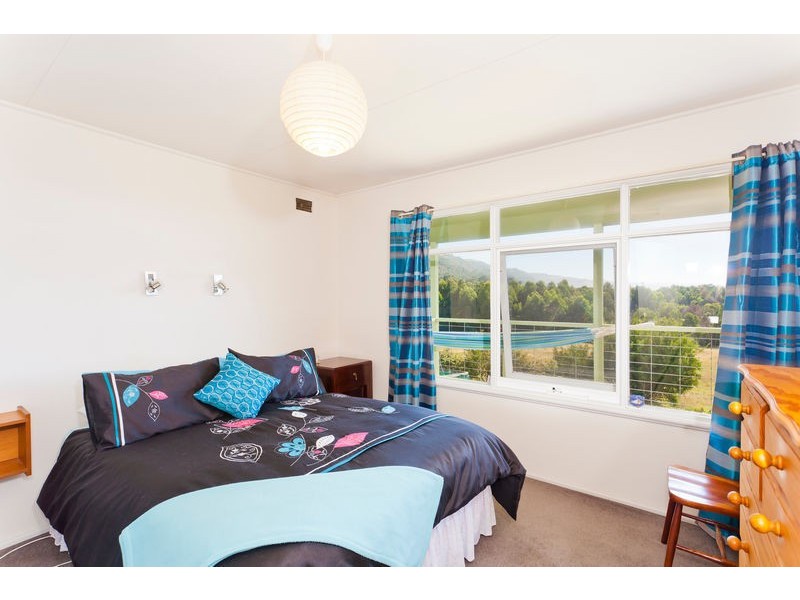 120 Montrose Avenue, Apollo Bay VIC 3233