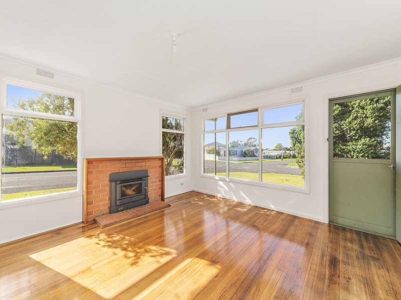 109 McLachlan Street, Apollo Bay VIC 3233