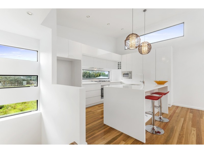 1/16 Thomson Street, Apollo Bay VIC 3233