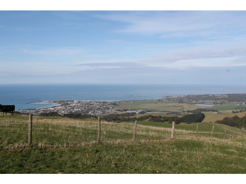 415 Tuxion Road, Apollo Bay VIC 3233