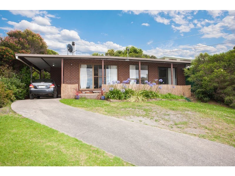 12 Vista Avenue, Skenes Creek VIC 3233
