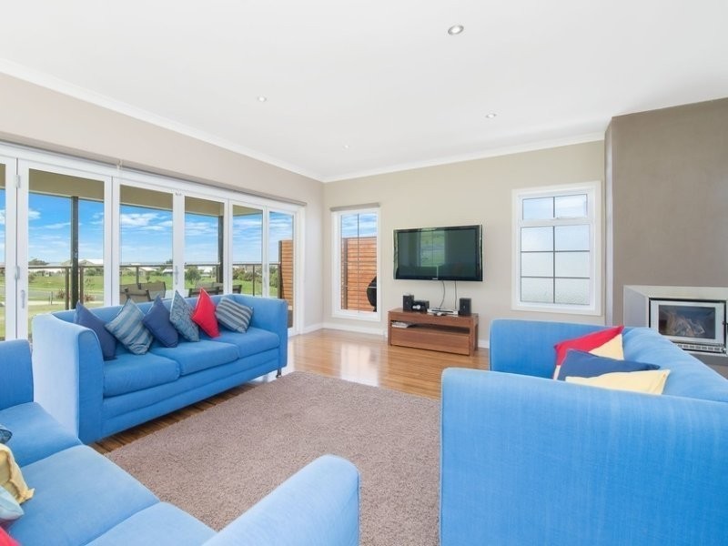 24 Joyce Street, Apollo Bay VIC 3233