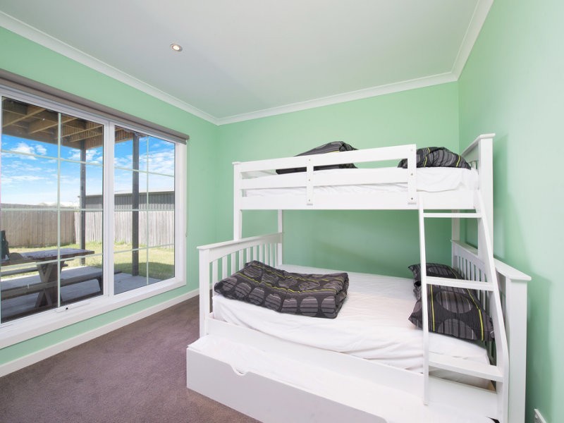 24 Joyce Street, Apollo Bay VIC 3233