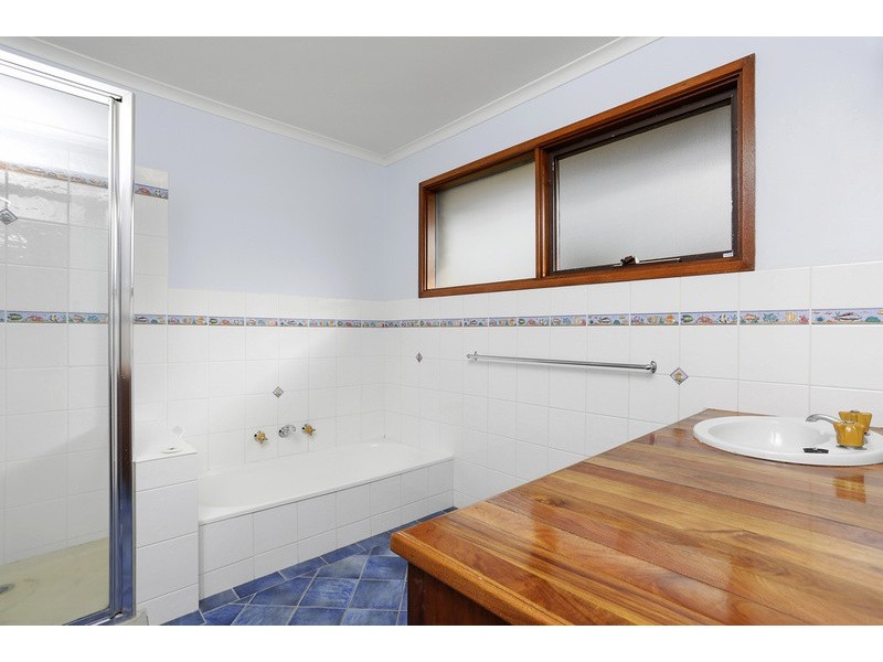 4 Mitchell Court, Apollo Bay VIC 3233