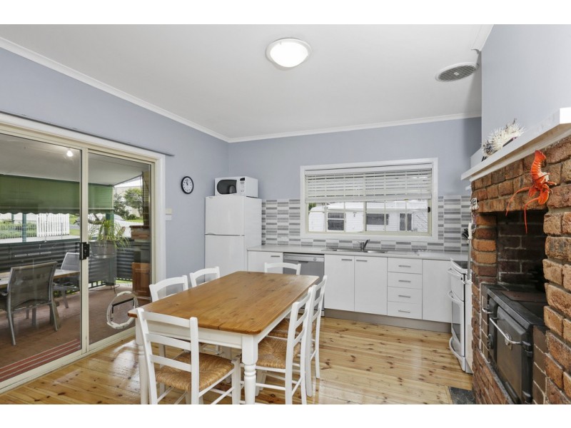91 McLachlan Street, Apollo Bay VIC 3233