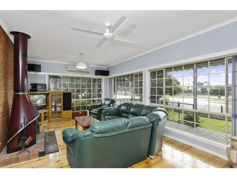 91 McLachlan Street, Apollo Bay VIC 3233