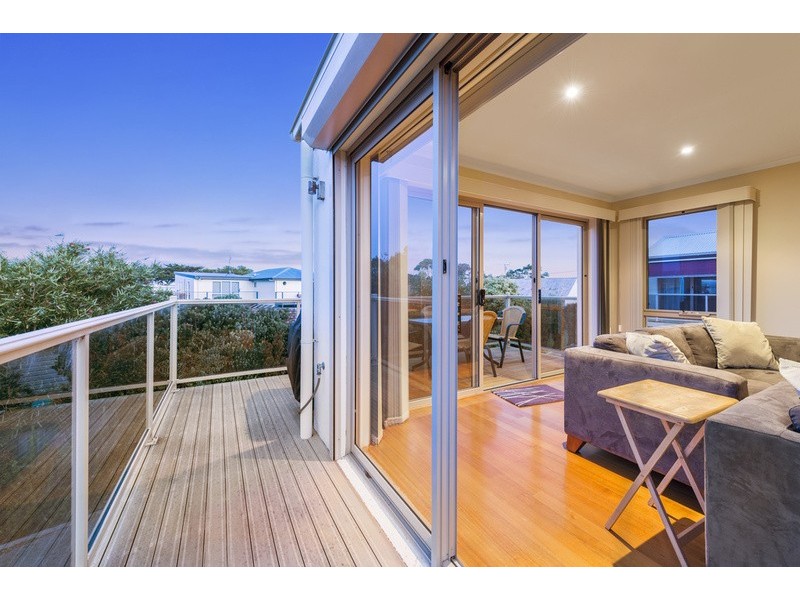 3/8 Murray Street, Apollo Bay VIC 3233