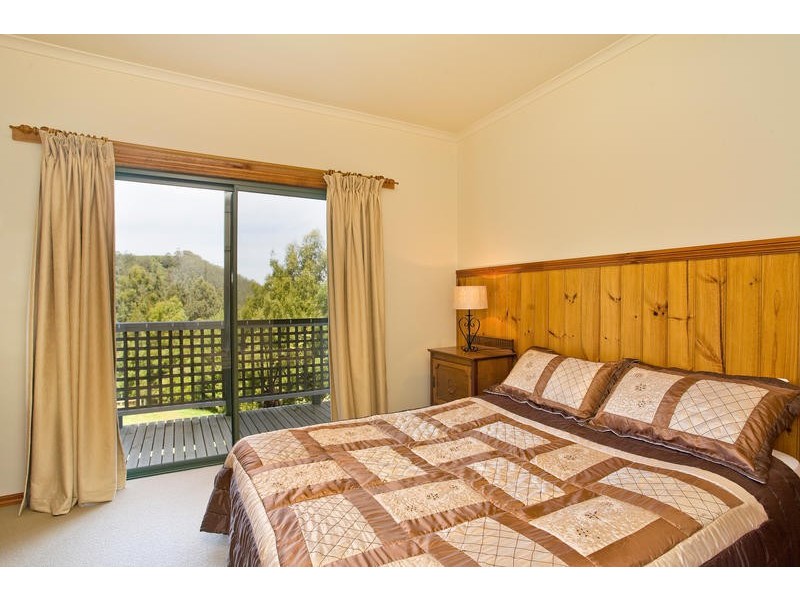 935 Barham River Road, Apollo Bay VIC 3233
