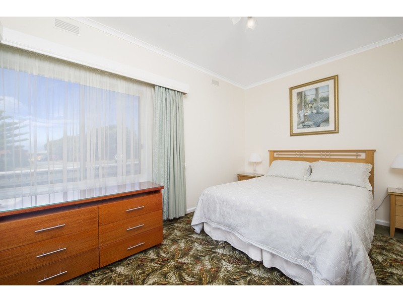 1 Montrose Avenue, Apollo Bay VIC 3233