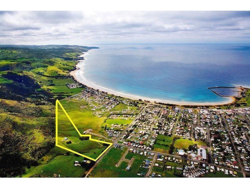 2 Tuxion Road, Apollo Bay VIC 3233