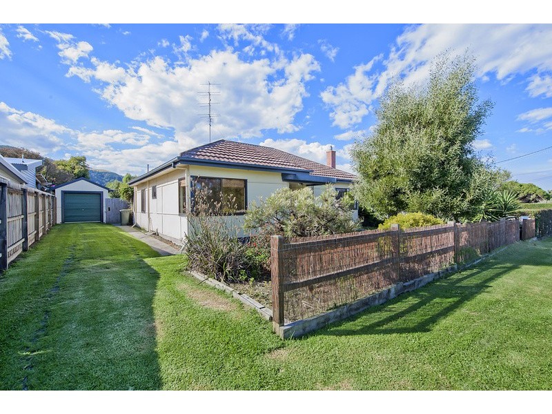 42 Thomson Street, Apollo Bay VIC 3233