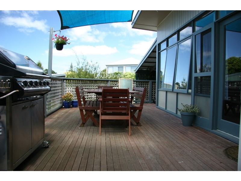 3 Fry Court, Apollo Bay VIC 3233