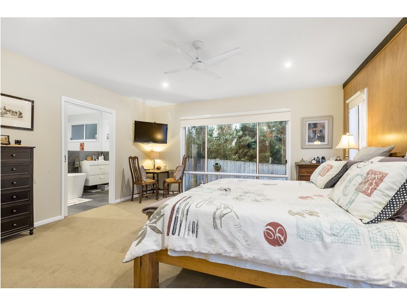 2/22 Gambier Street, Apollo Bay VIC 3233