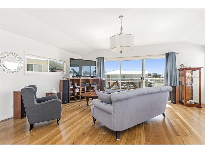 1 Nigel Court, Apollo Bay VIC 3233