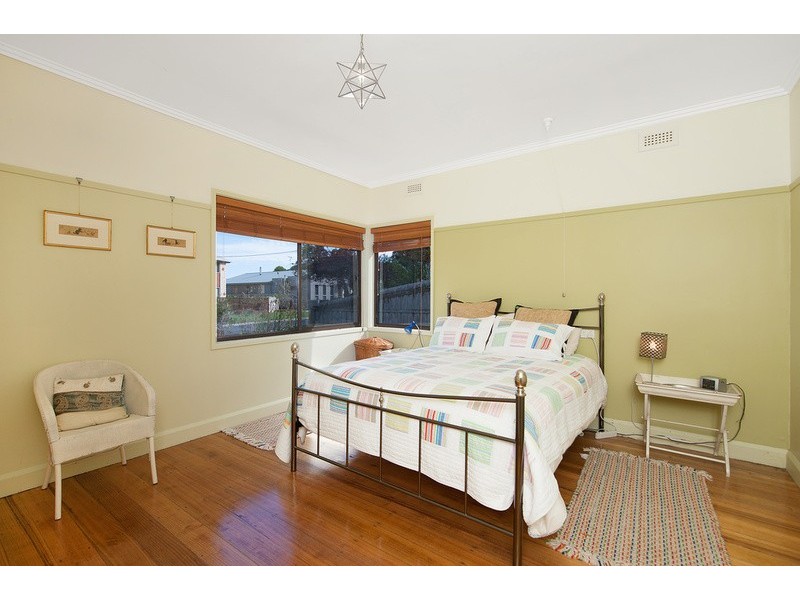 42 Thomson Street, Apollo Bay VIC 3233