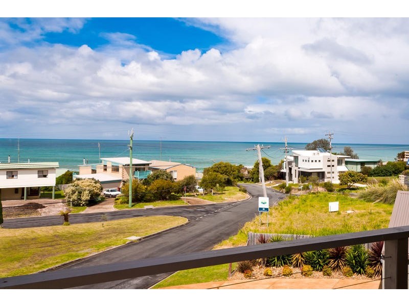 3 Bass Crescent, Skenes Creek VIC 3233