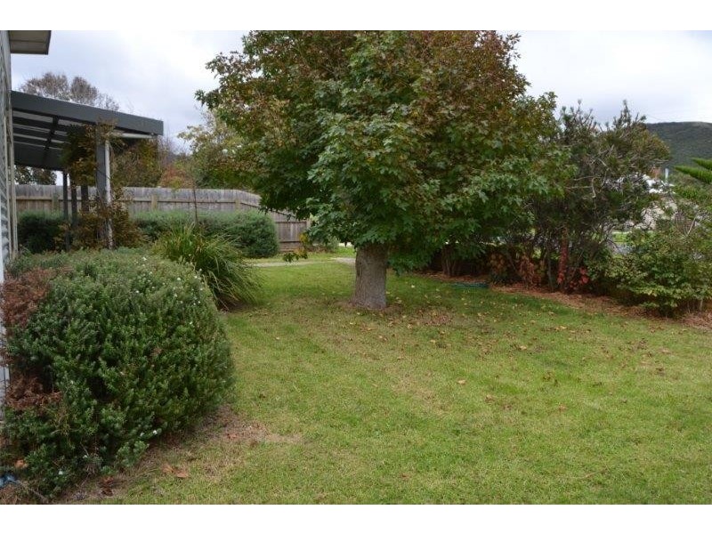 13 Thomson Street, Apollo Bay VIC 3233