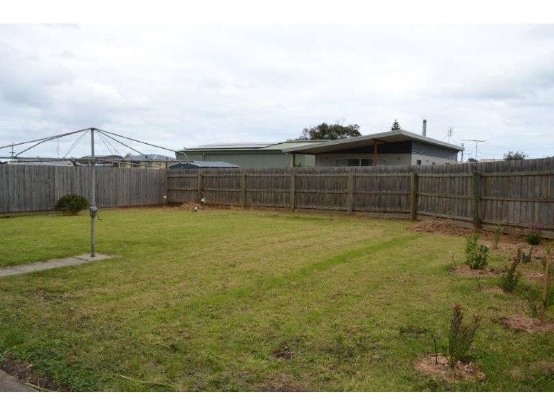13 Thomson Street, Apollo Bay VIC 3233