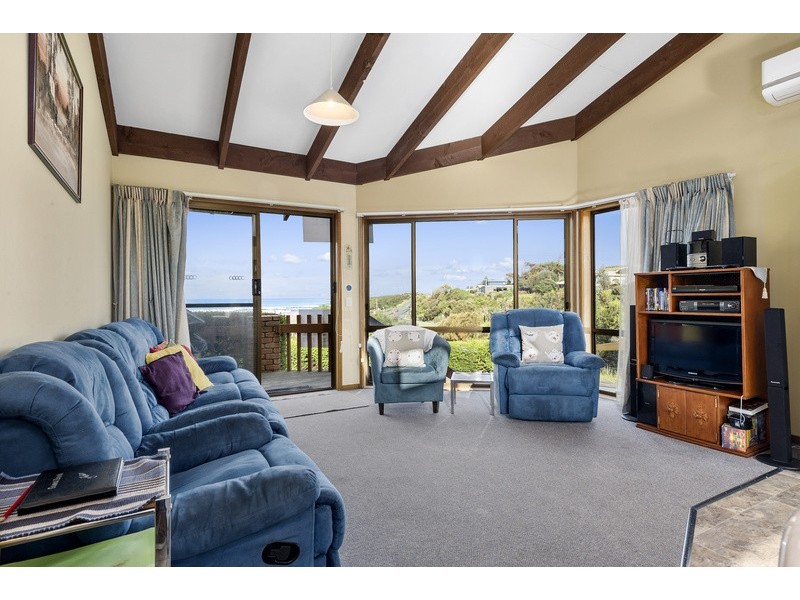 2/3 Old Coach Road, Skenes Creek VIC 3233