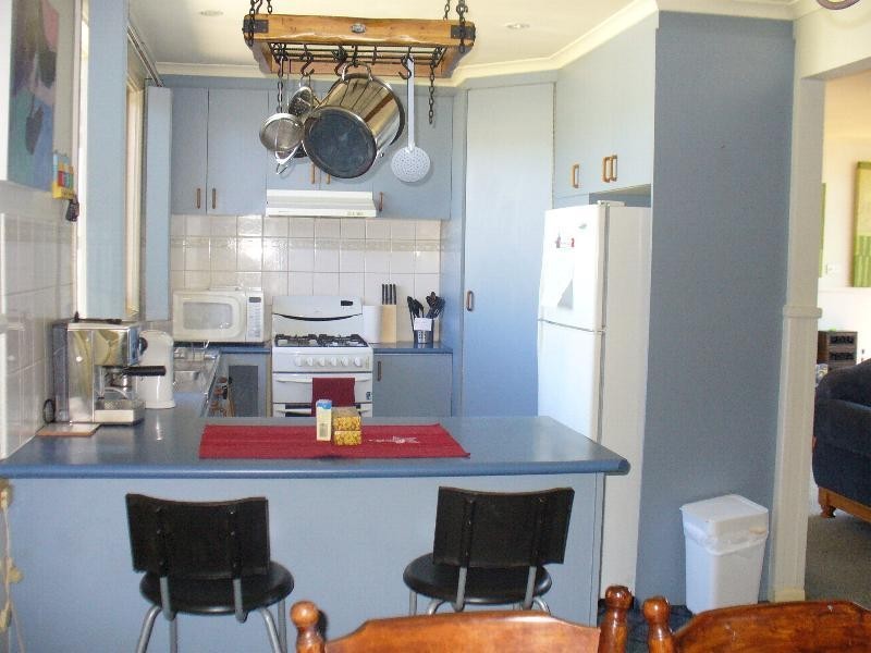 3 Fry Court, Apollo Bay VIC 3233