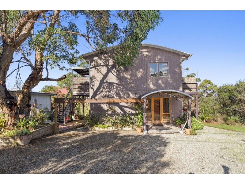 3 Point Avenue, Skenes Creek VIC 3233