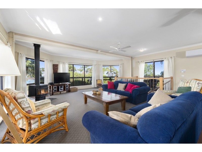 3 Point Avenue, Skenes Creek VIC 3233