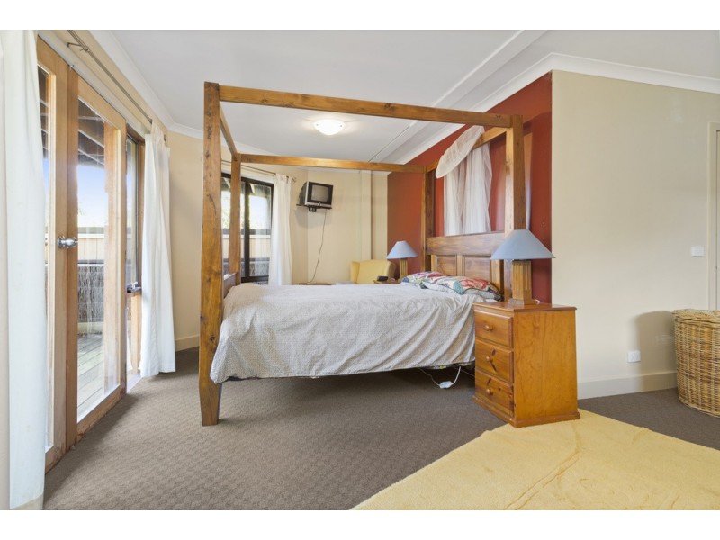 3 Point Avenue, Skenes Creek VIC 3233