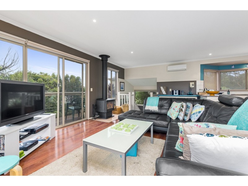 3/9 Great Ocean Road, Marengo VIC 3233