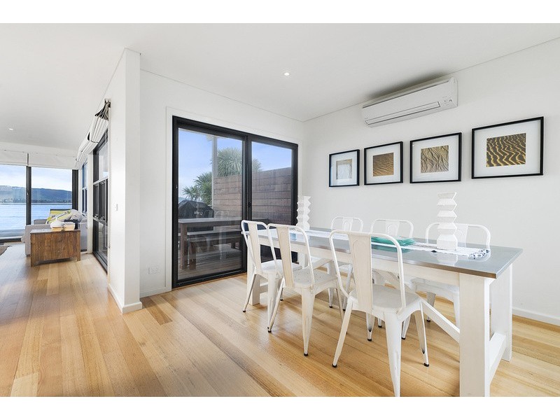 2/4 Bayview Street, Marengo VIC 3233