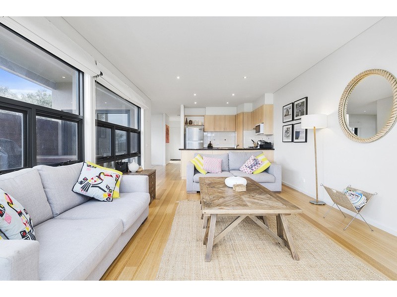 2/4 Bayview Street, Marengo VIC 3233