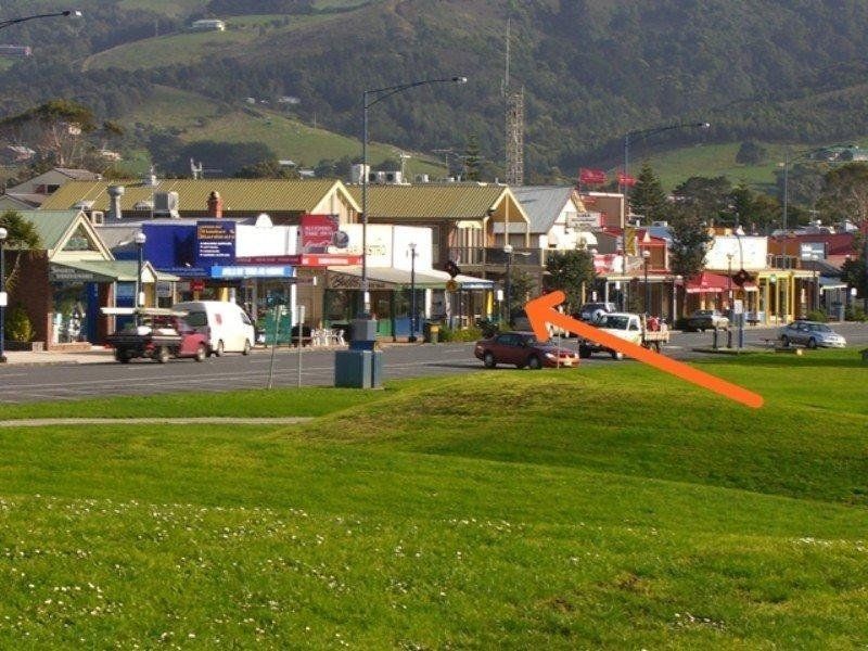 63 Great Ocean Road, Apollo Bay VIC 3233