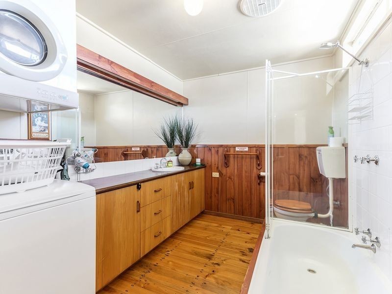 61 Montrose Avenue, Apollo Bay VIC 3233