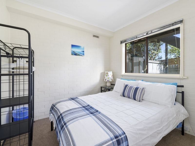 Unit 2/27 Vista Avenue, Skenes Creek VIC 3233