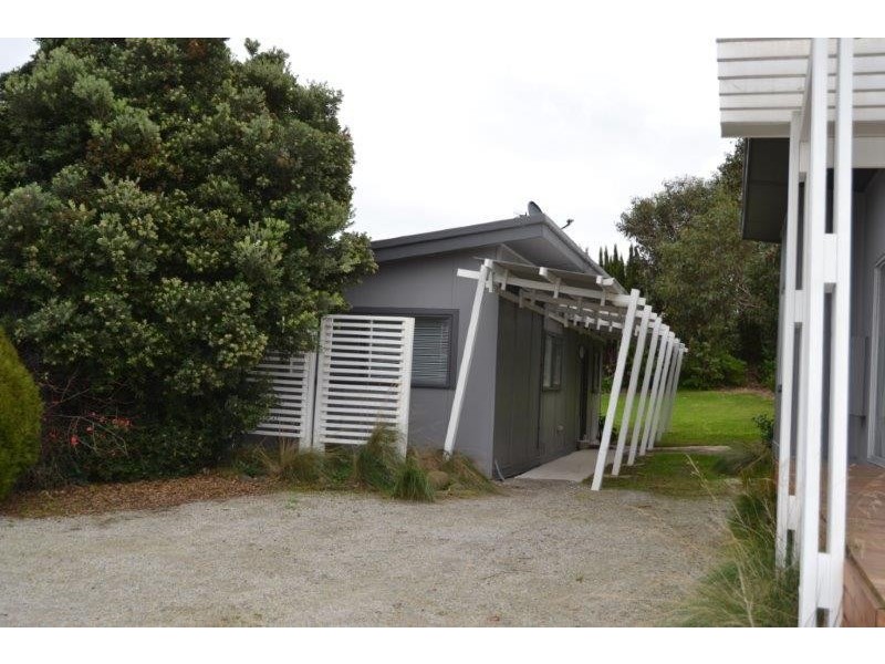 2/11 Great Ocean Road, Apollo Bay VIC 3233