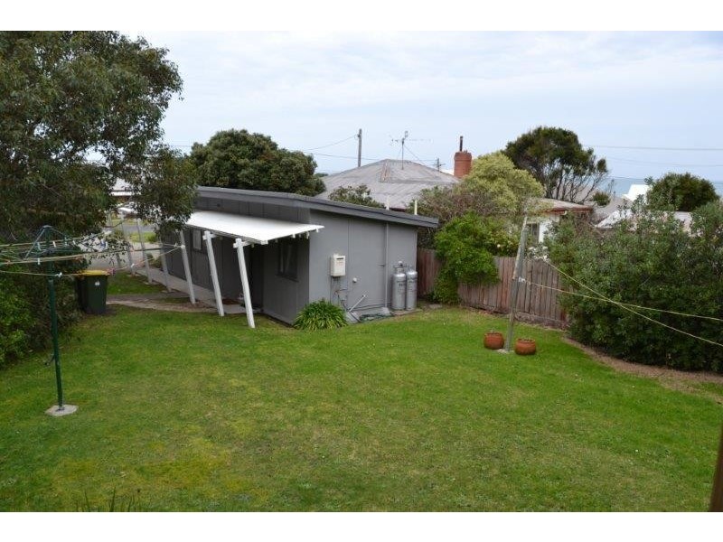 2/11 Great Ocean Road, Apollo Bay VIC 3233