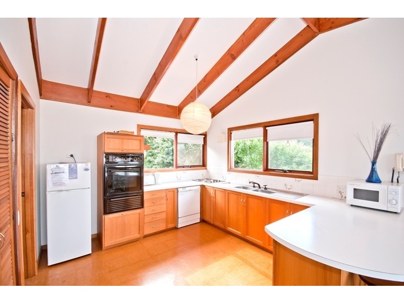 27 Karlson Street, Skenes Creek VIC 3233
